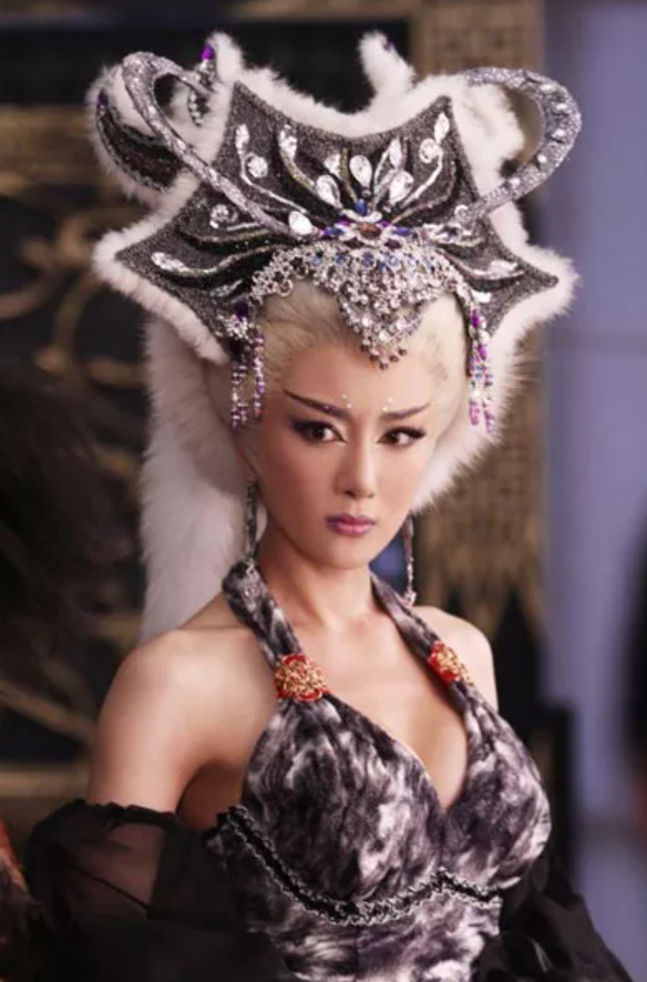 8位演过"苏妲己"的女星,在柔媚入骨面前,清纯一文不值