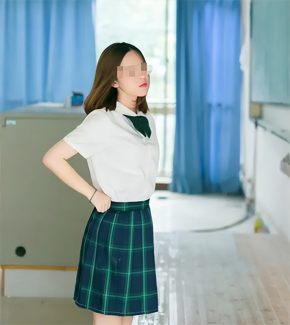 2013年,泰安一16岁伴娘因太漂亮,被伴郎扒衣到哭泣,最终酿悲剧