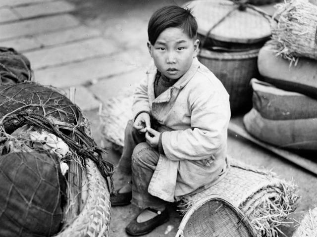 日本当年还有700万兵力,为何突然选择投降?日本欺骗世界76年