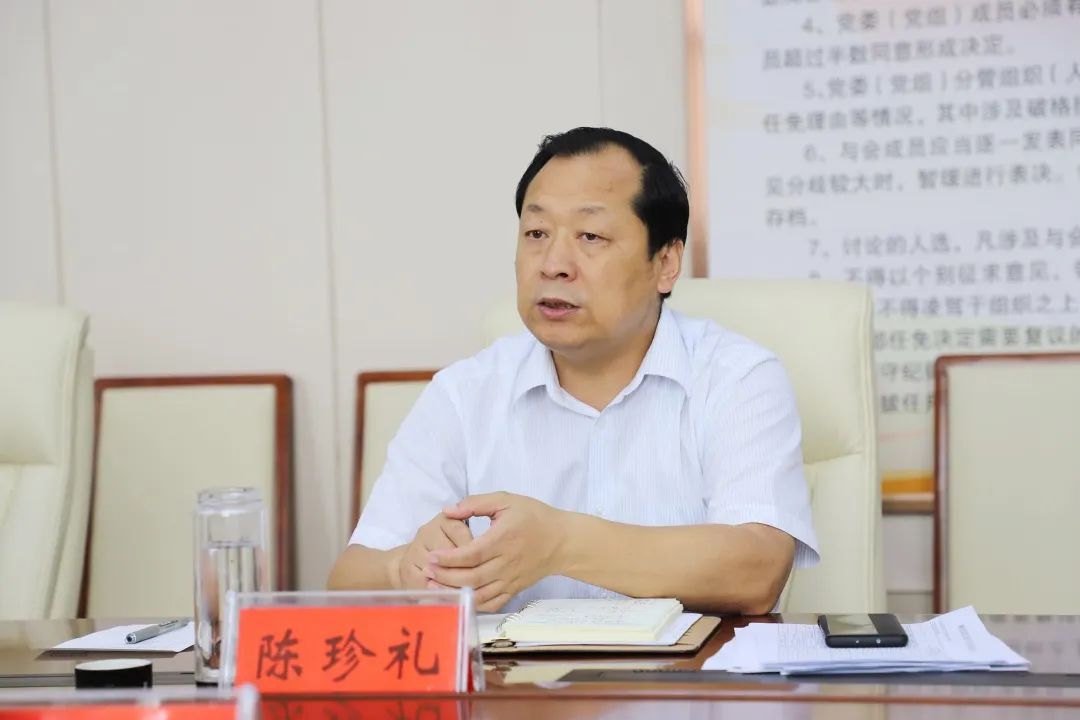 市人大常委会副主任李书生到峰调研指导工作