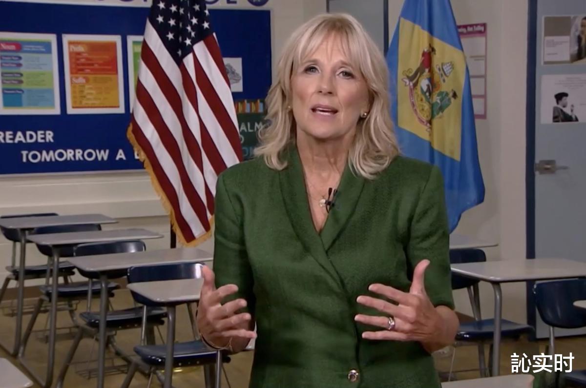 美国第二夫人发表演讲支持丈夫乔·拜登之后得到大部分媒体称赞