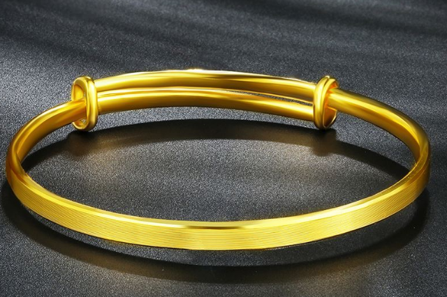 "死扣"和"活扣"的黄金手镯,哪个值得购买?