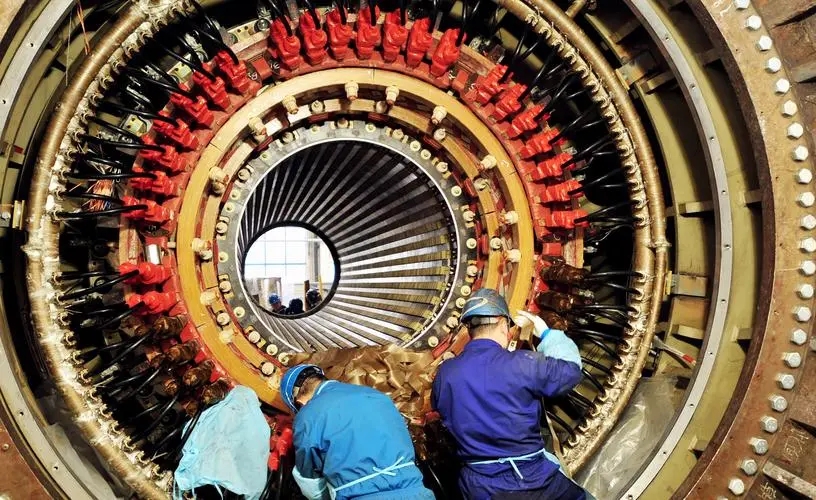 王常胜:在镇国利器保护下才有国家安全人民安居乐业