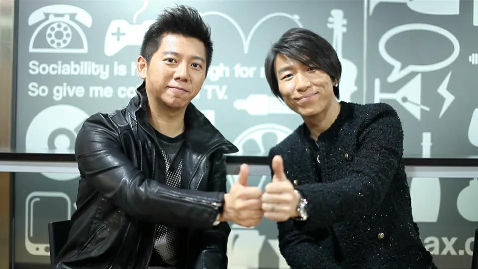 海泉羽凡同框纪念羽泉组合成立23年,一人经商一人消失,地位悬殊