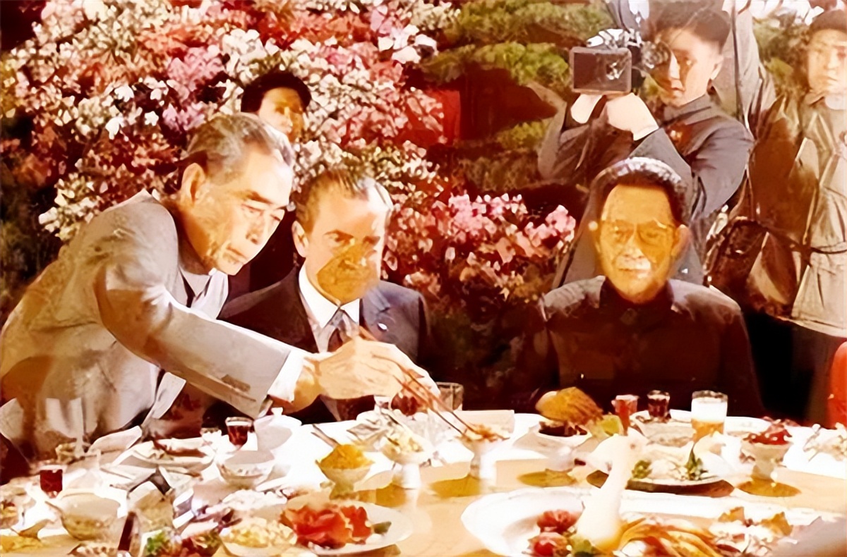 尼克松首次访华,在国宴上将一道菜全吃光,此菜后来成为了国菜