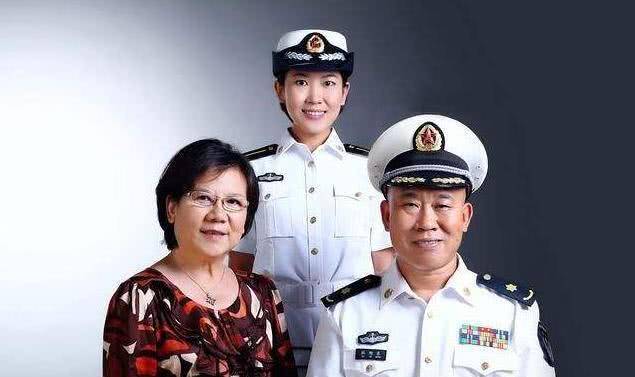 杜旭东:反派专业户,身高168又凶又丑,却娶俏媳妇,生漂亮女儿