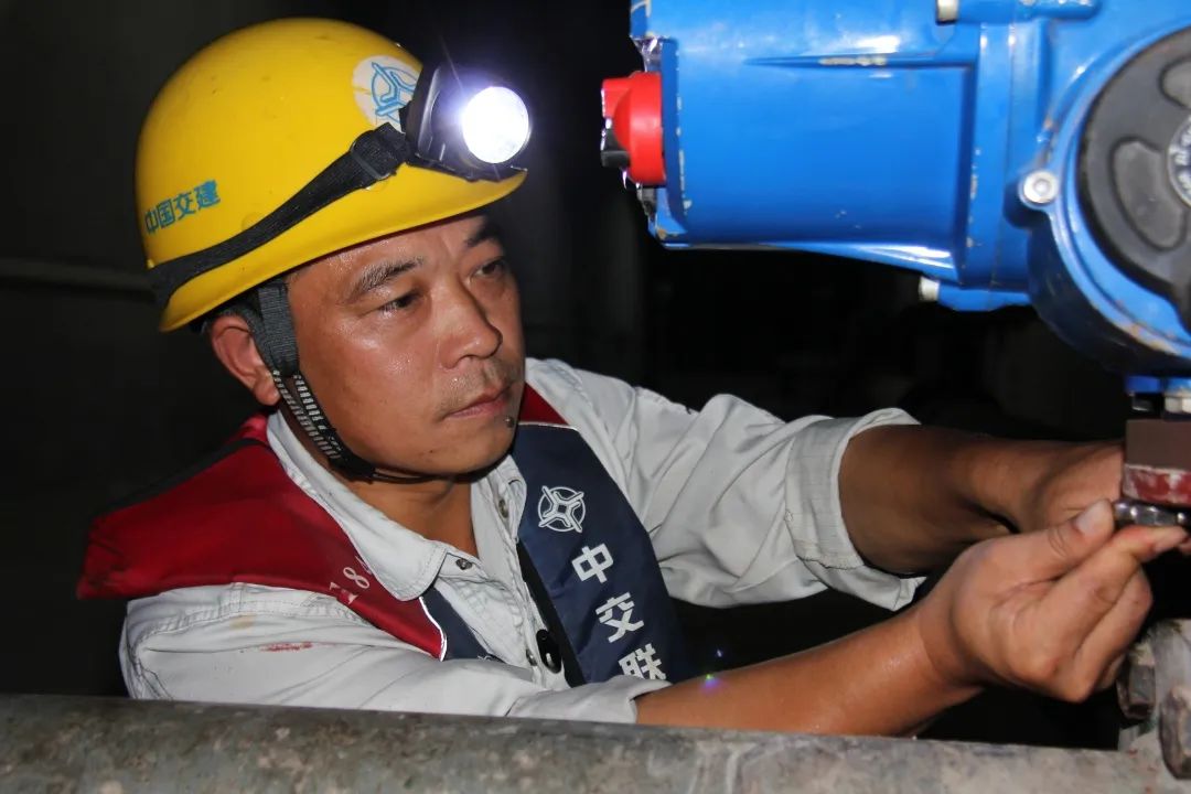 管延安:"超级工程"走出的"大国工匠"