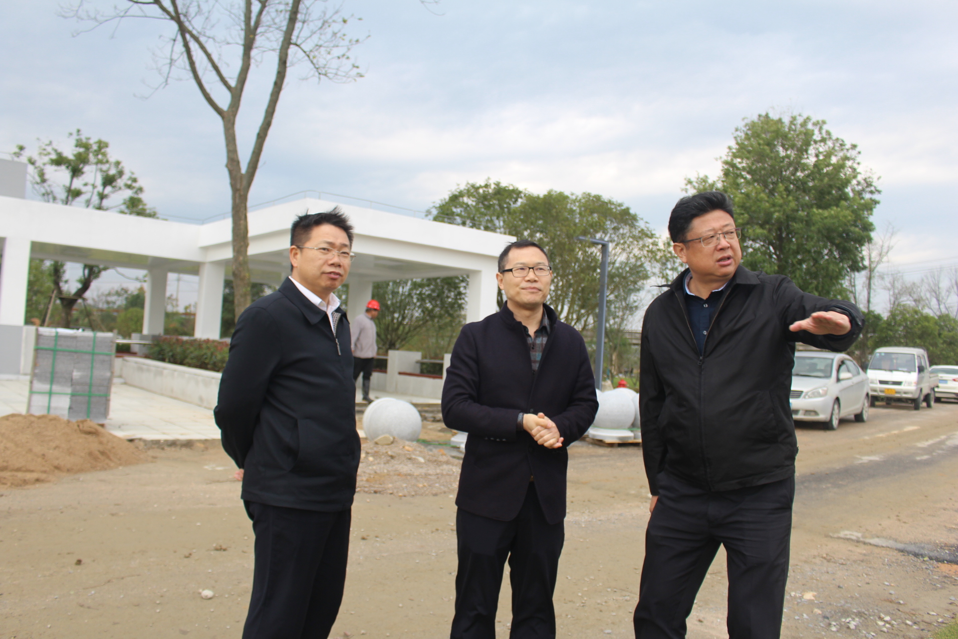 张士军到通城调研时要求做强优势产业 推动高质量发展