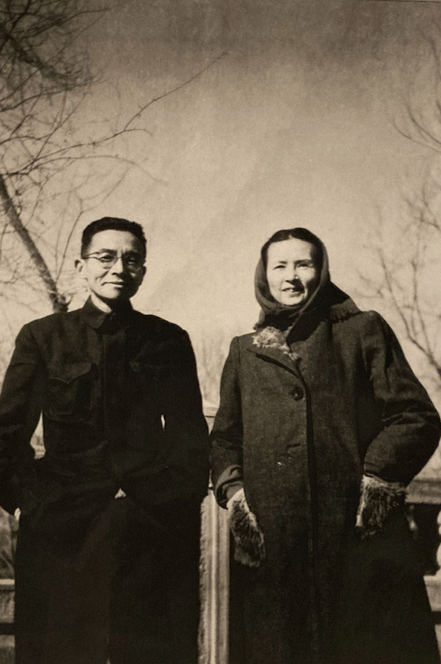 梁思成与林徽因在清华园 1950年代