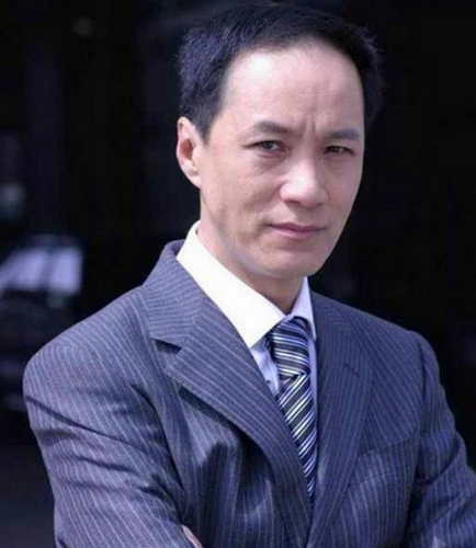 戏里心狠手辣,戏外心地善良,这7位明星,颠覆认知