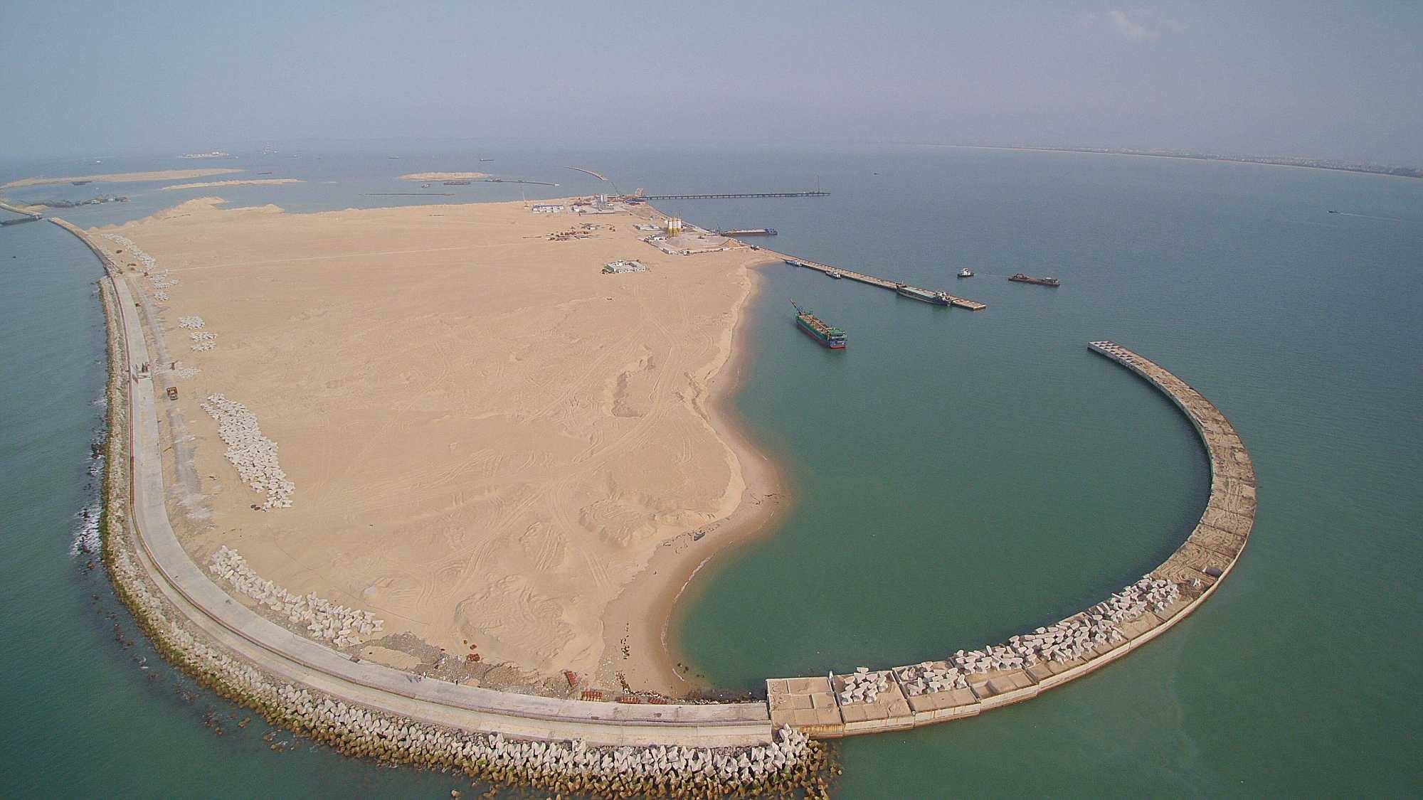 中国耗资千亿填海造陆,打造最大海外港口城市,印度为何反对