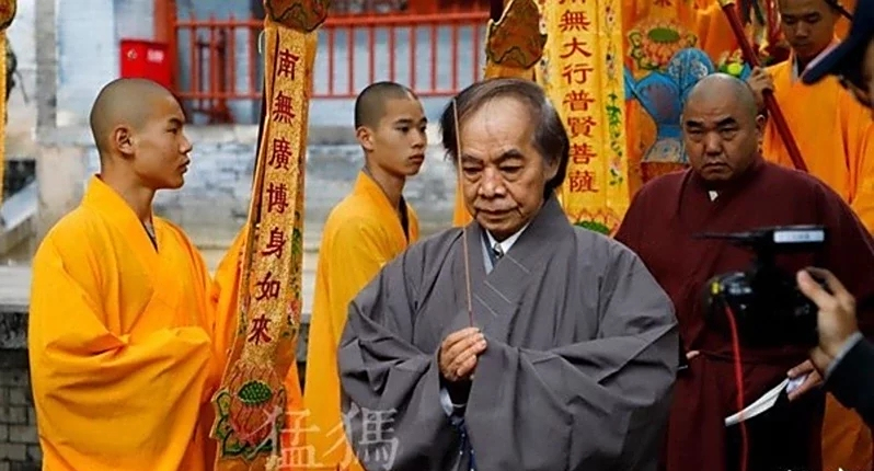 台湾漫画大师蔡志忠在少林寺出家,6年前一句话成真
