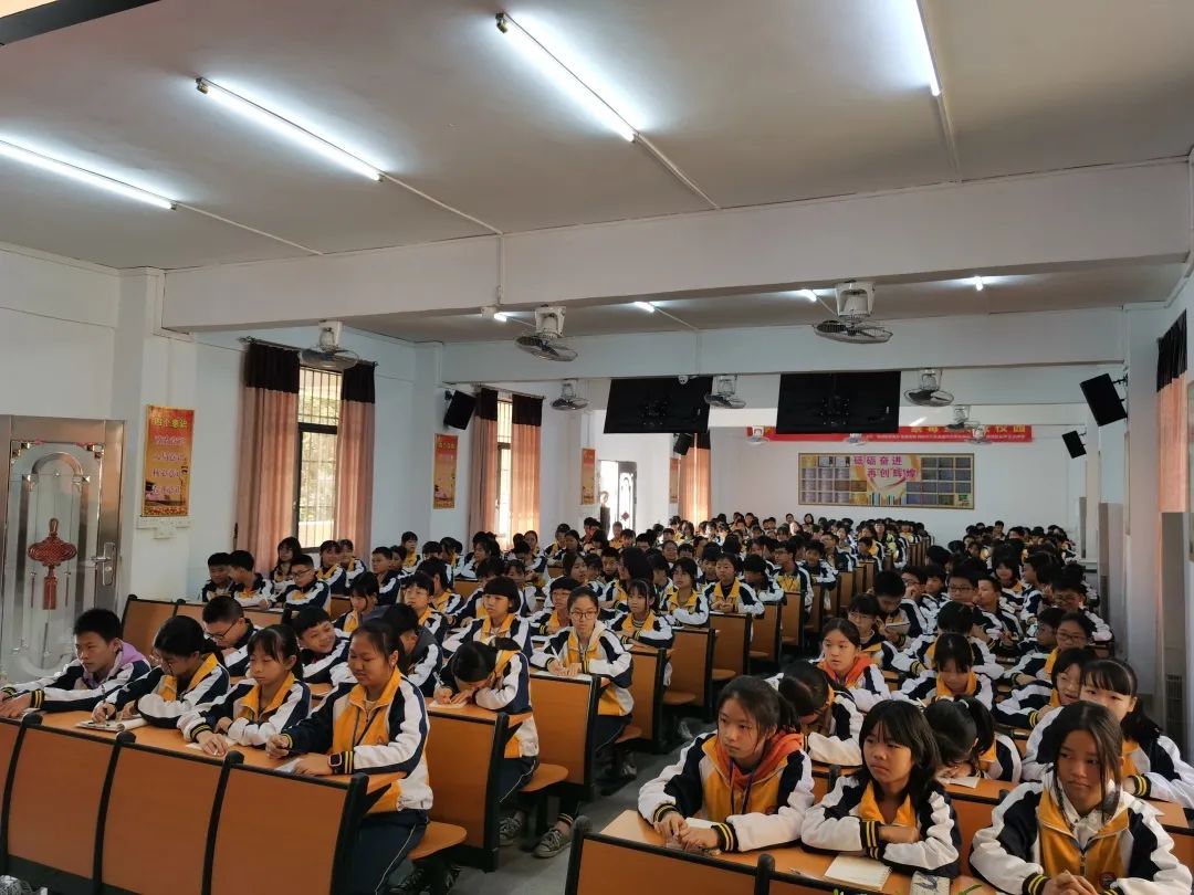 榕城区司法局仙桥司法所开展法律宣传进校园活动