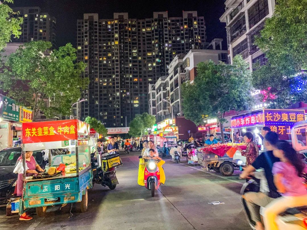 鲜为人知!阜阳又一条"二里井夜市"?