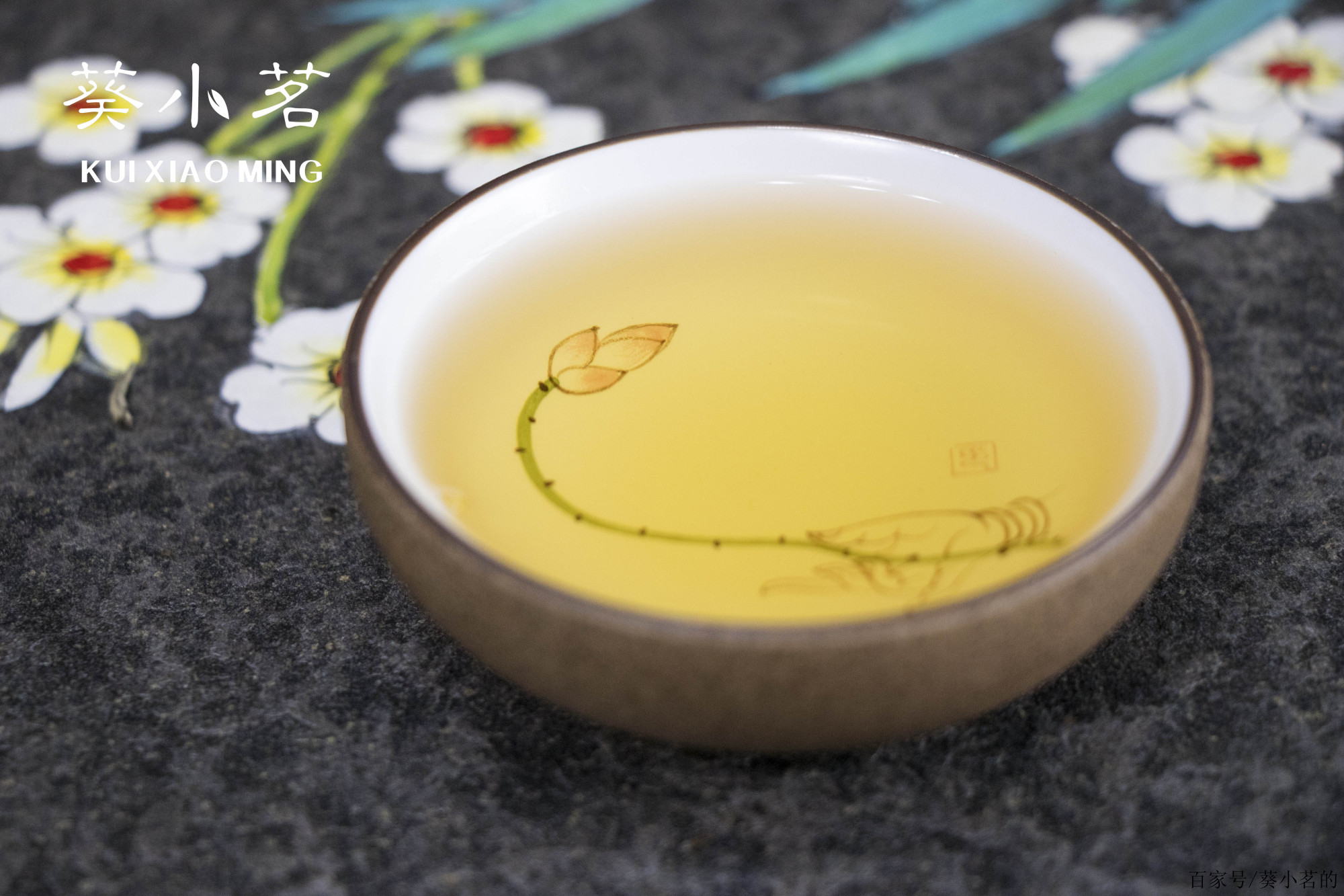 油葵花茶叶（油葵油的作用）《油葵花的作用与功效》