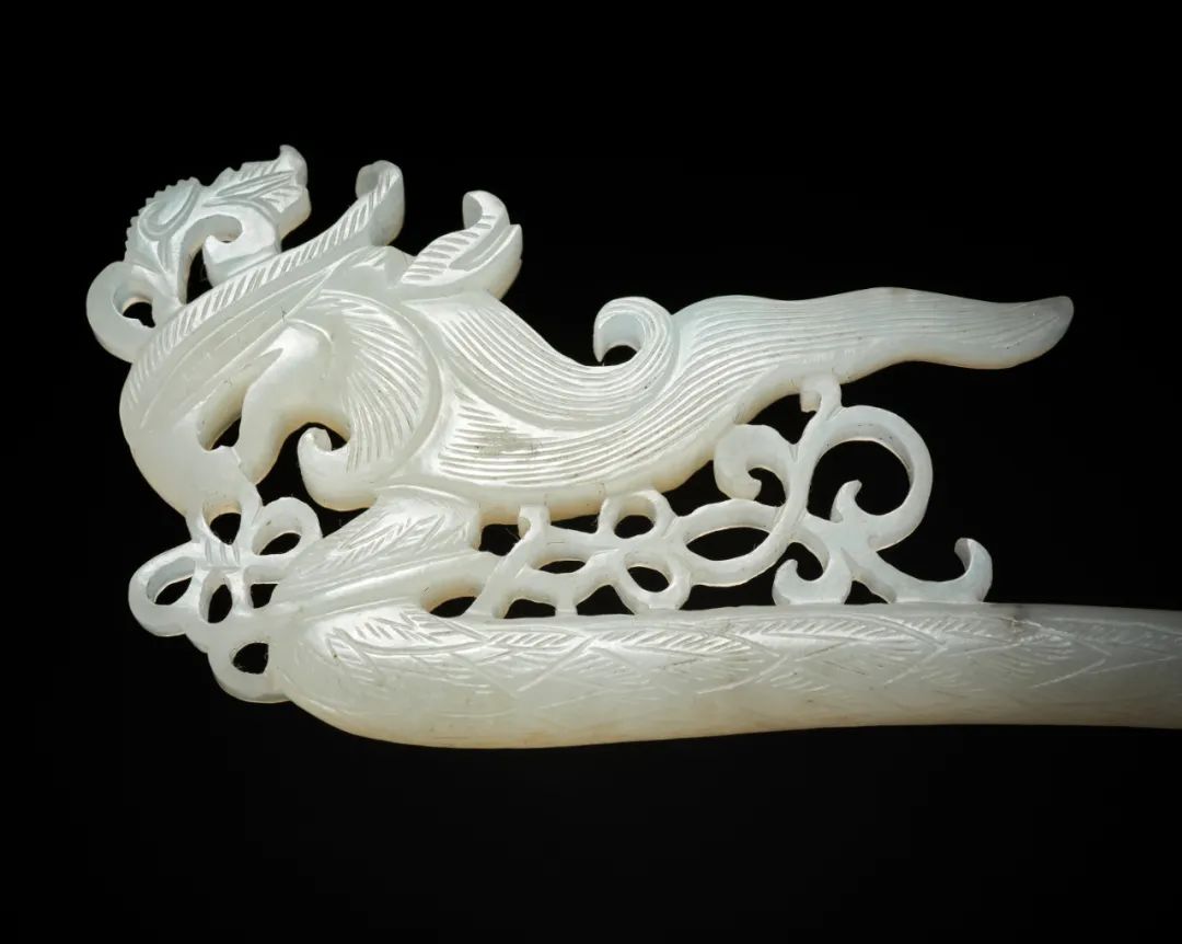 上海呗美2021年秋拍|古代佳人心头之好——白玉凤首簪和白玉孔雀