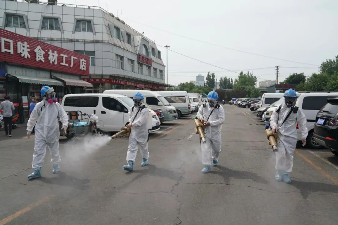 新冠肺炎通宵消杀!北京全城食品交易市场、餐饮商超防疫无缝隙