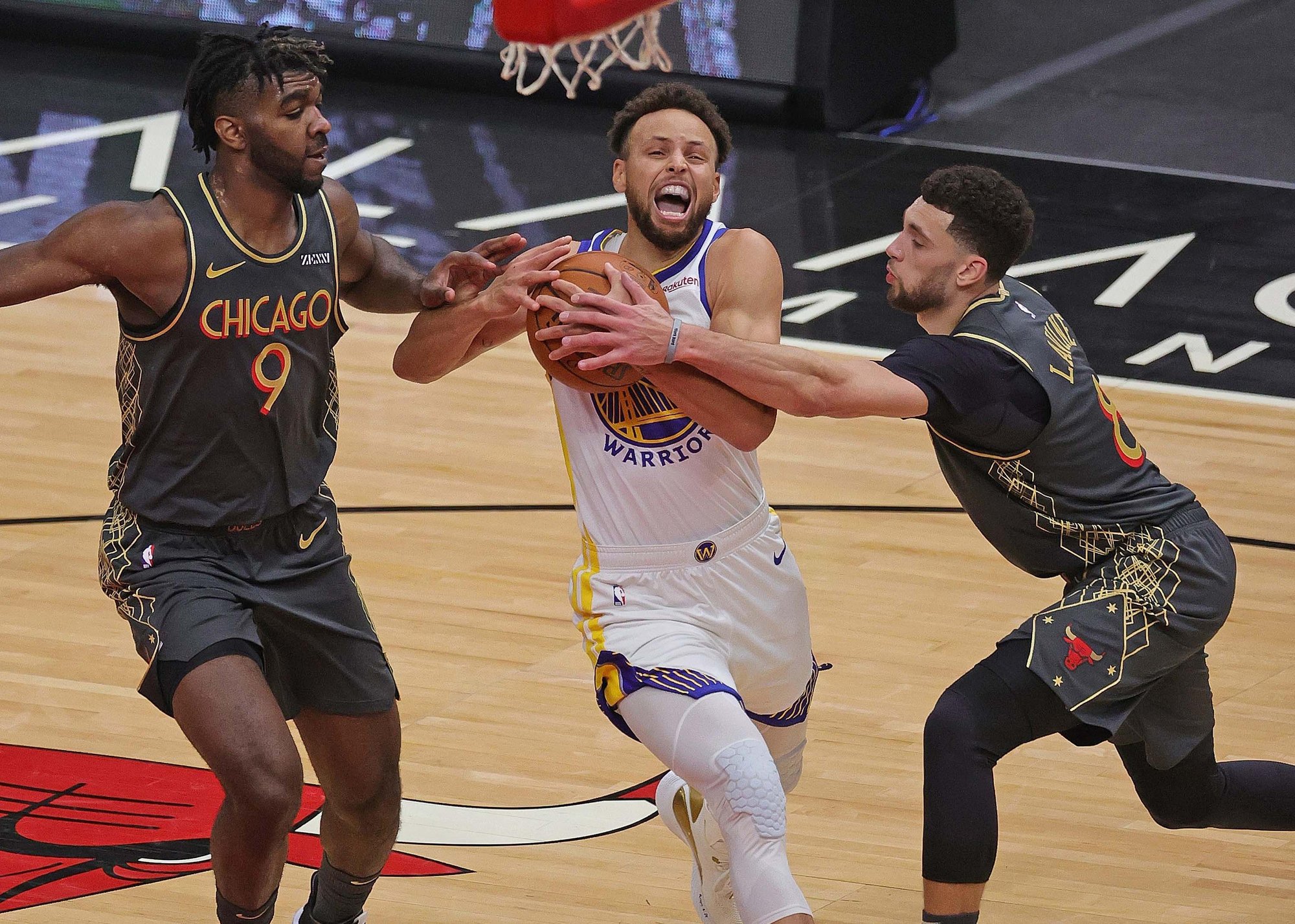 终于又能打第四节了!库里末节13分,未来能真的三节打卡吗?