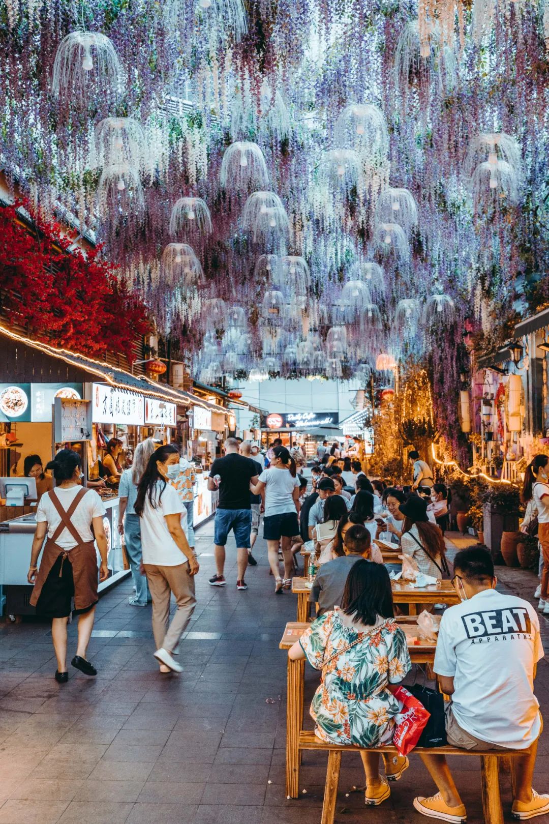 北京夜市热闹图片