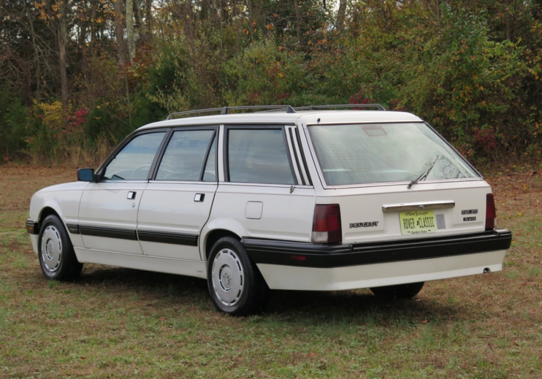 还记得中国最早的旅行车吗?标致505 sw8