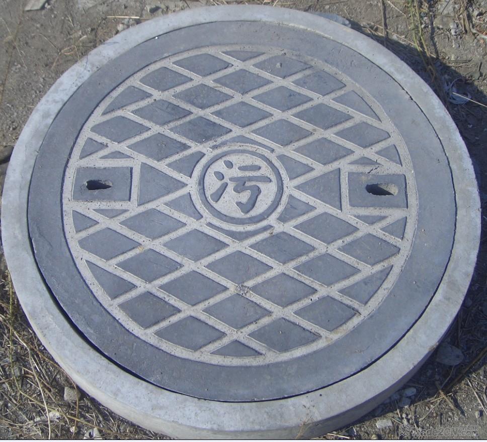 地上随处可见的各种洞洞,简单操作带孩子玩起来,好玩还省钱