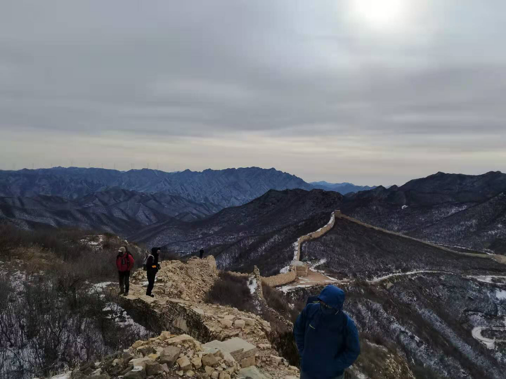 徒步线路:大营盘-样边长城-横岭城,全程约12公里,a-b穿越,累计爬升约