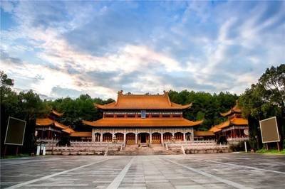 汉乐府收录的宗庙祭祀礼乐中,《安世房中歌》是汉代宗庙祭祀之始