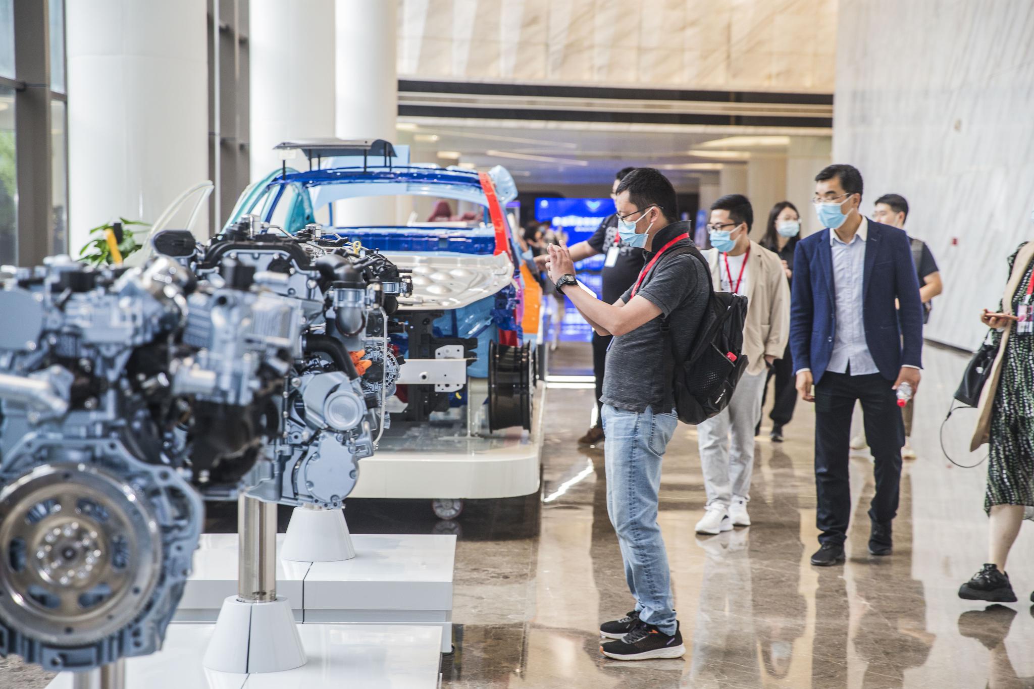 有望崛起!沙特豪掷千亿在华投资,中国汽车行业的春天来了?