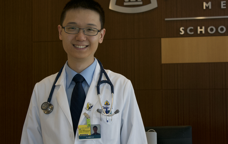 2010年,北京李泰伯高考703分,拒绝北大录取后,后来怎样了?