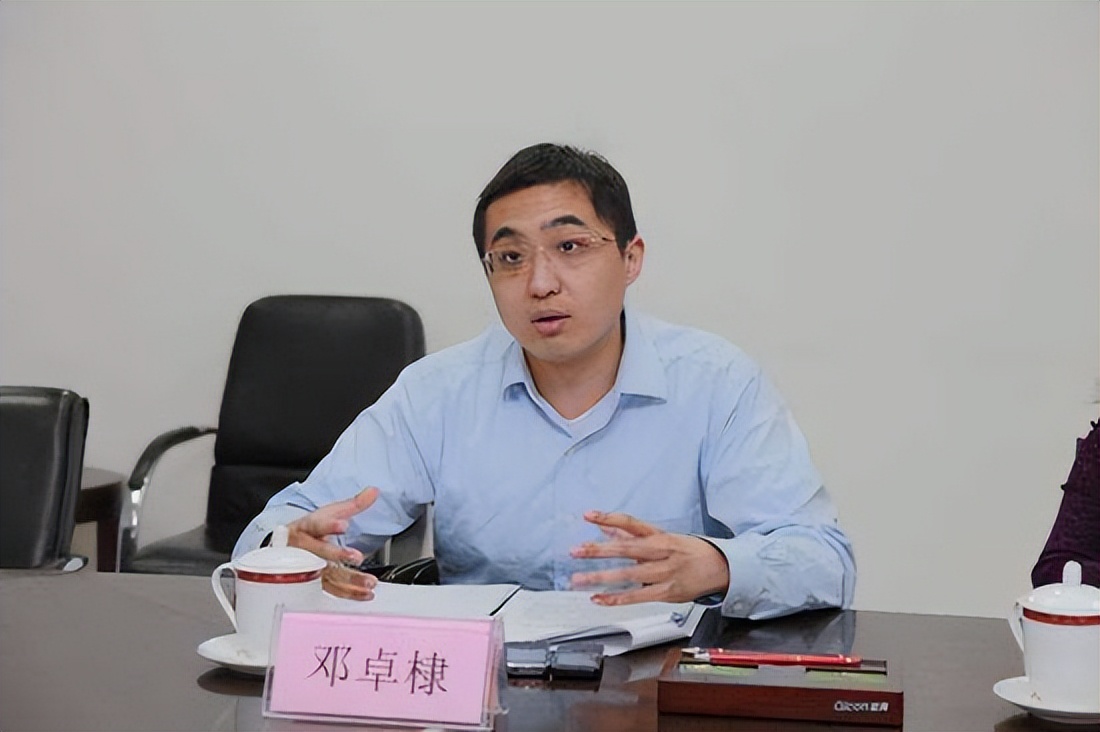 邓公之孙邓卓棣:美国出生,长大后考入北大,热衷于桥牌事业