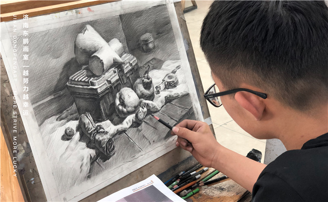 东鹏画室——济南高考画室培训班,济南高二美术特长集训班
