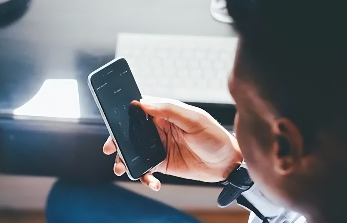 手机打电话 手机打电话