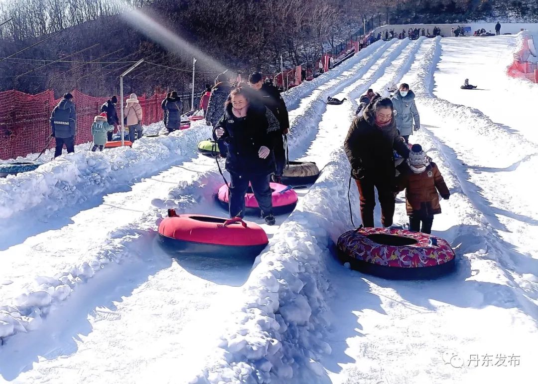 丹东淮扬滑雪场图片