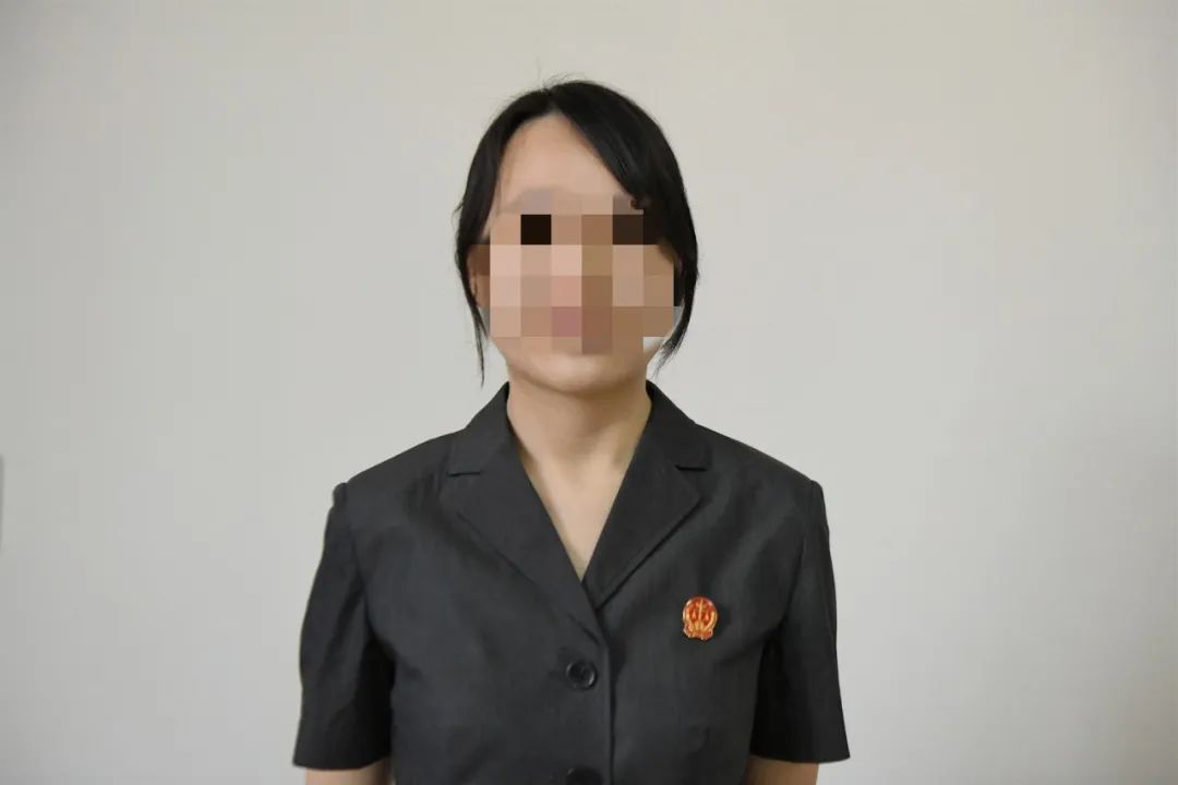 真人版审判制服穿搭指南,这15种穿搭要不得!