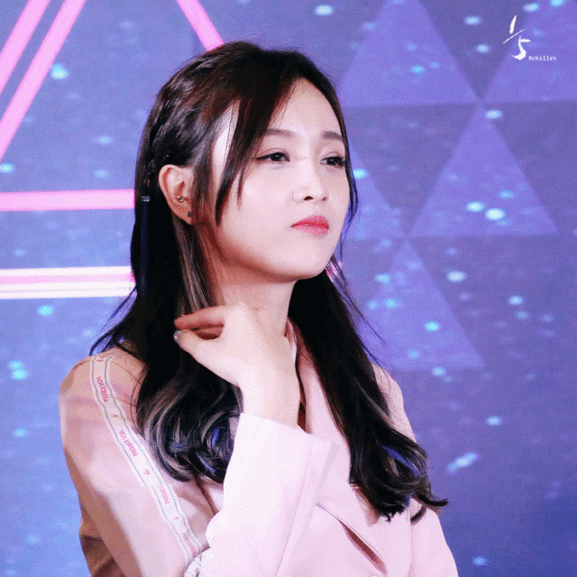 在吴宣仪的饰演下,这个小舞与原著有很大的出入; 最重要的是吴宣仪的