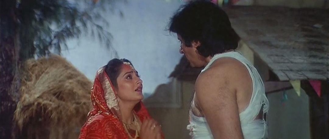 这一次,阿米特巴的耿嘎的故事,带来对人类情感和社会分歧复杂性