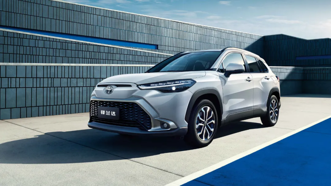 广汽丰田轿跑suv锋兰达即将上市,2.5l混动 大5座造型,21万起售!