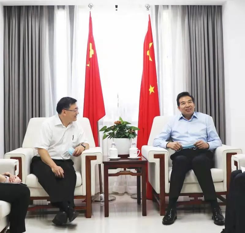 罗照辉署长会见国际民航组织亚太地区办事处主任马涛