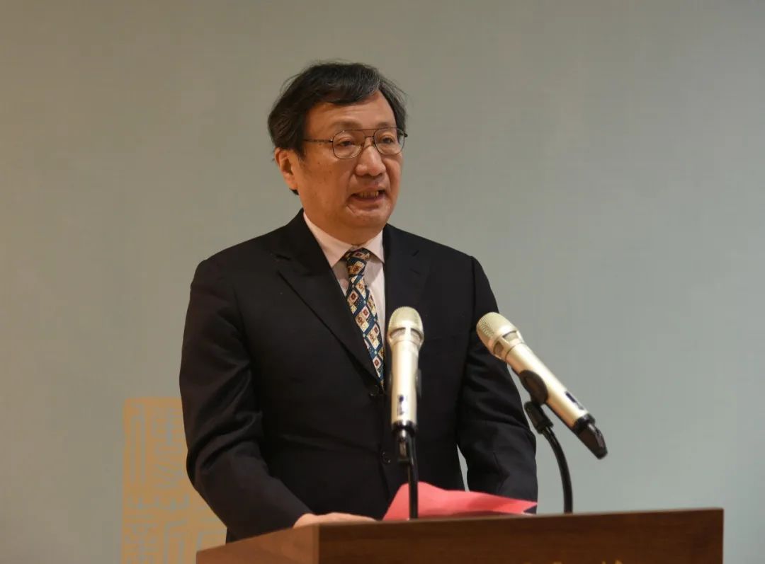 书法有生存危机?创新派的谎言,陈振濂在王冬龄书展上重提