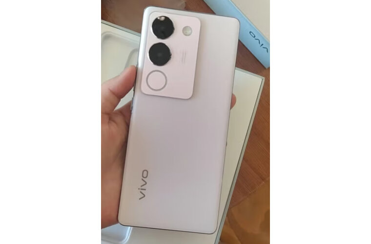 vivo s17t 智能手机:前置广角柔光 超视网膜屏,是否值得入手?