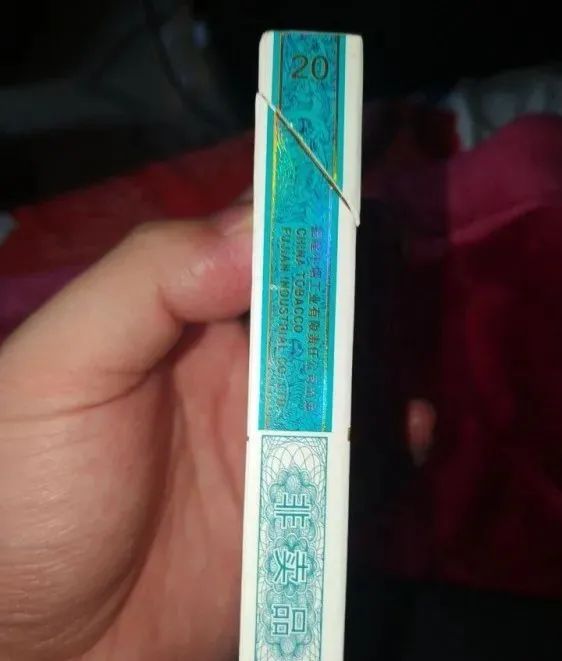 七匹狼(鼓浪扬帆)最新多少钱一包?七匹狼鼓浪扬帆价格一览表