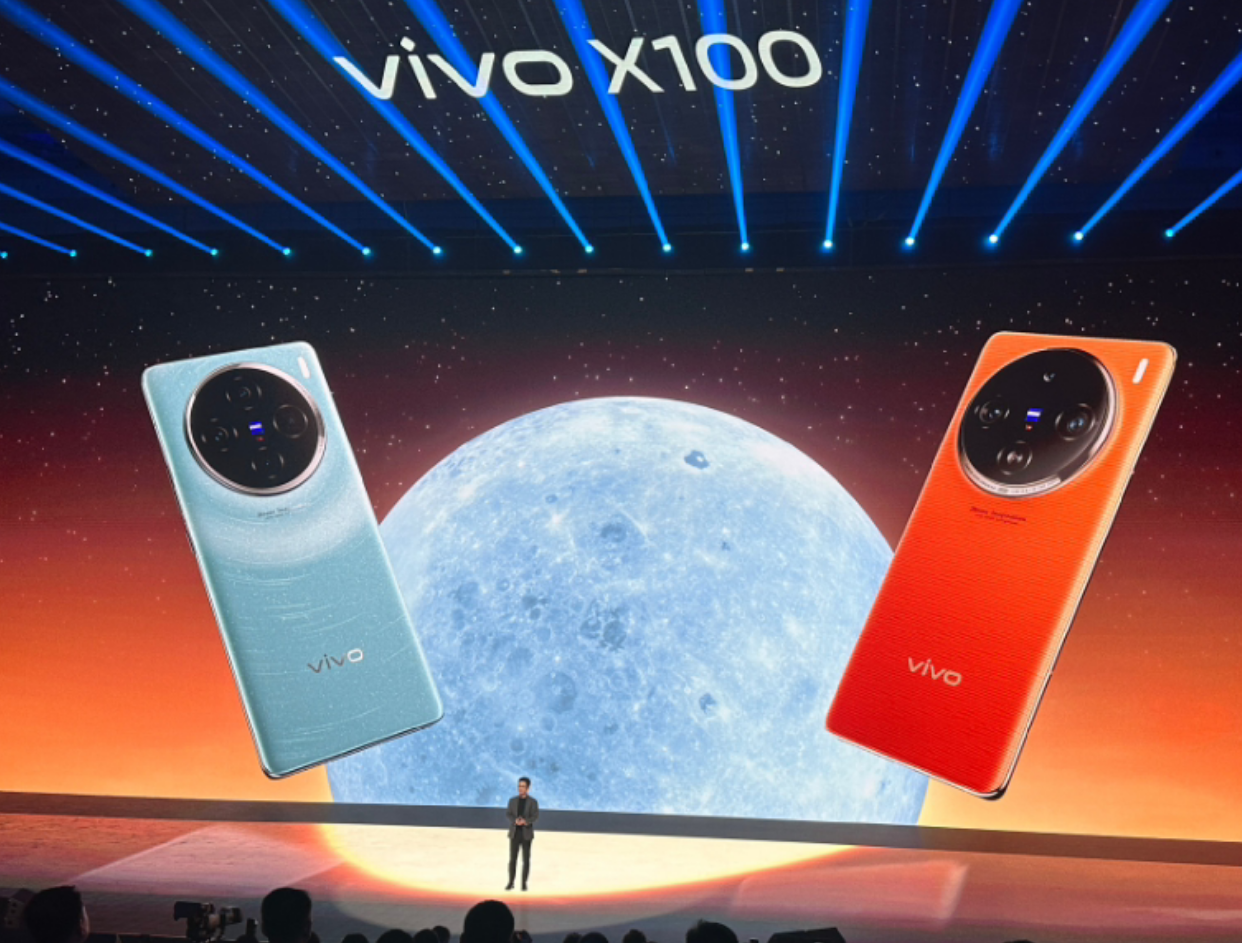 vivo x100对比iqoo 12,价格完全一样,哪款更值得入手?