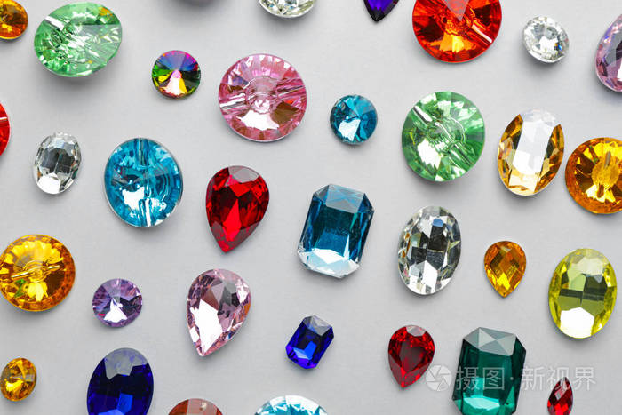 分别告诉你十大不值钱的玉石,宝石及和田玉不值钱的玉种