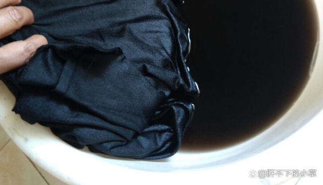 纯棉裤子掉色怎么修复