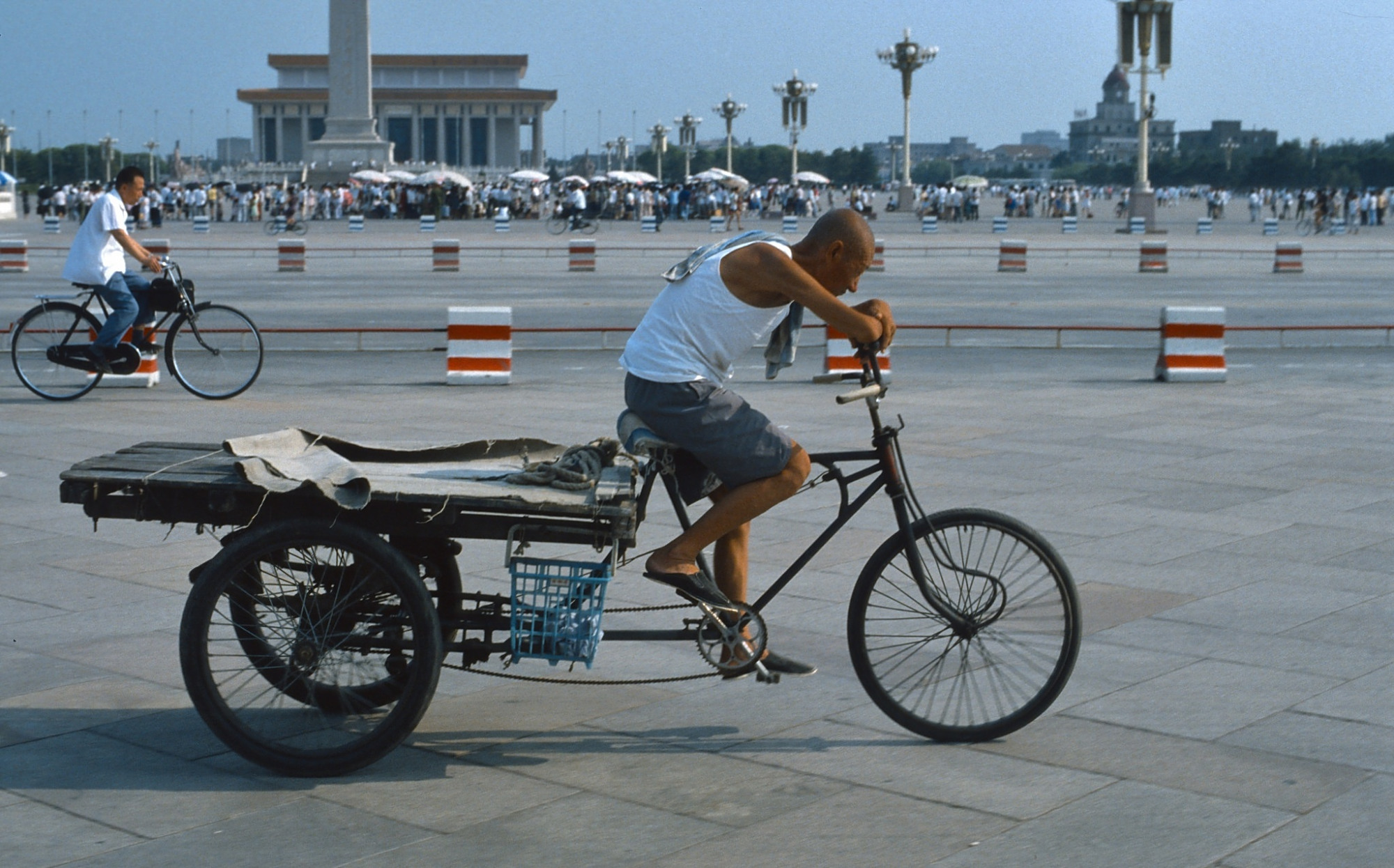 1987年中国罕见老照片:没想到那时候的人们夏天是这样子过的