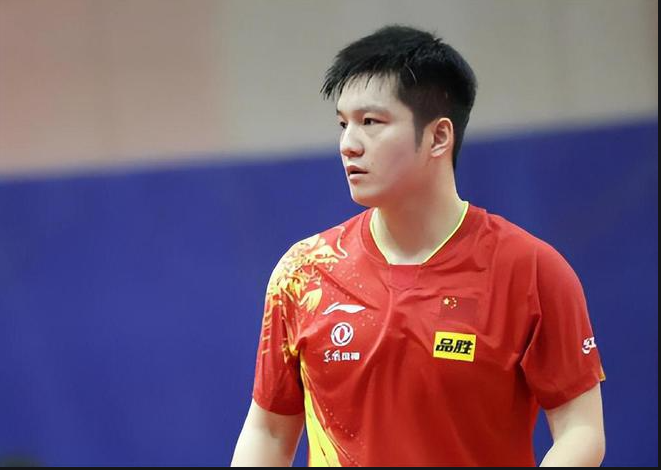 有望德班宝座:梁靖崑4-1震慑日本冠军吉村真晴26岁燃起希望之火