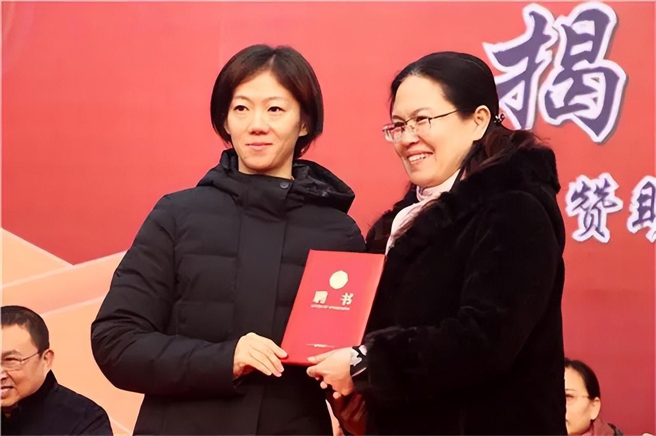 多次击败过张怡宁,却因兵败亚锦赛暂退省队,牛剑锋今过得怎么样