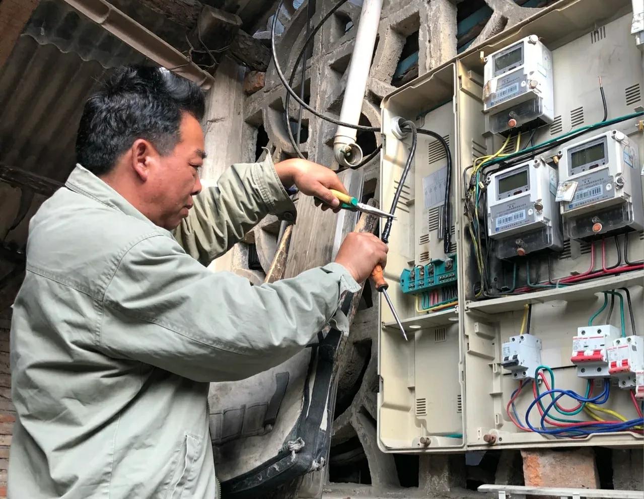 农村老电表换上智能电表,电费越交越多,到底是什么原因呢?