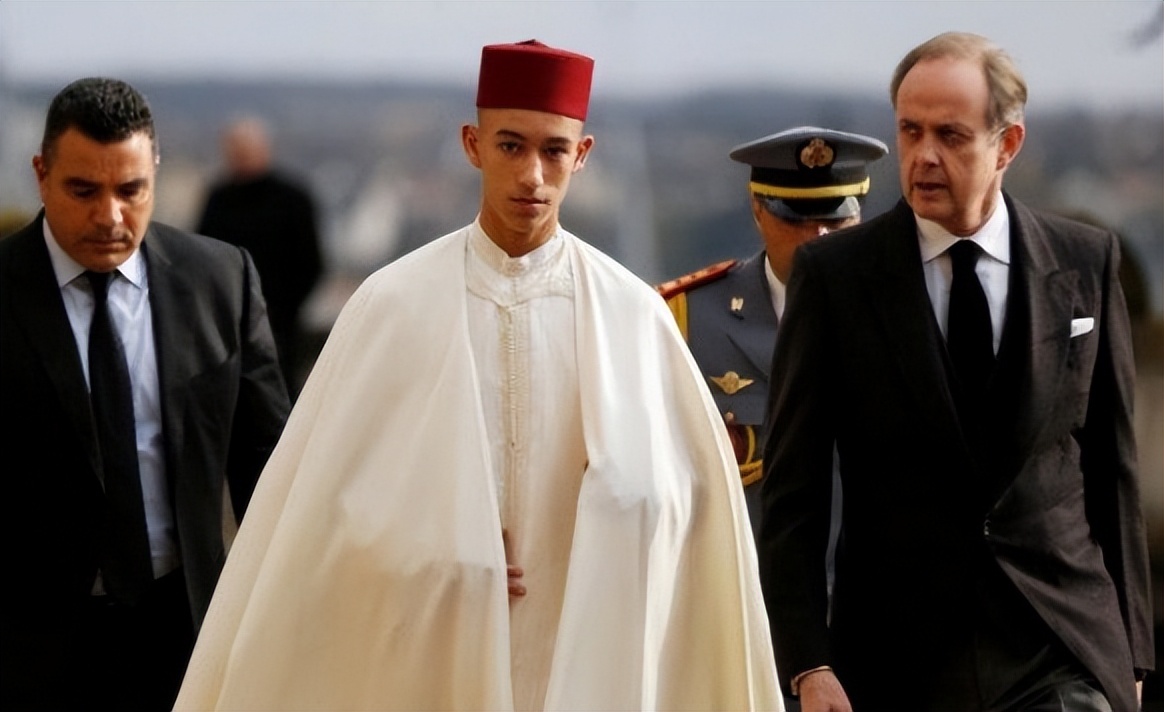 摩洛哥王储:高冷范的孤独王子,身价亿万,凭一招无影手走红