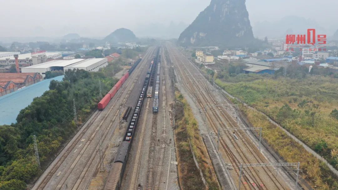 柳广铁路广东段图片